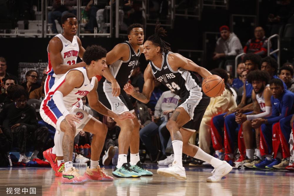 更为赛季末 更为赛季末