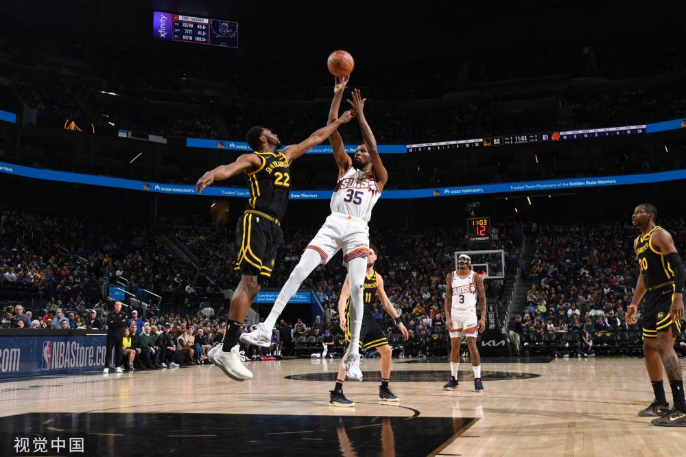 或至少参与 或至少参与